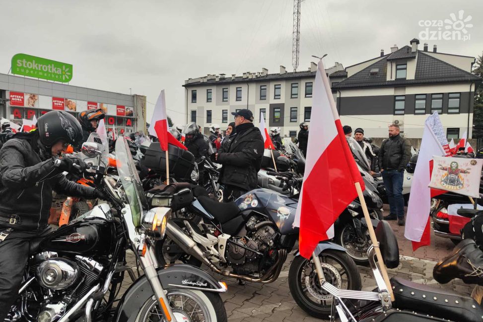 Motocyklowa parada i patriotyczny koncert w Sandomierzu [ZDJĘCIA]