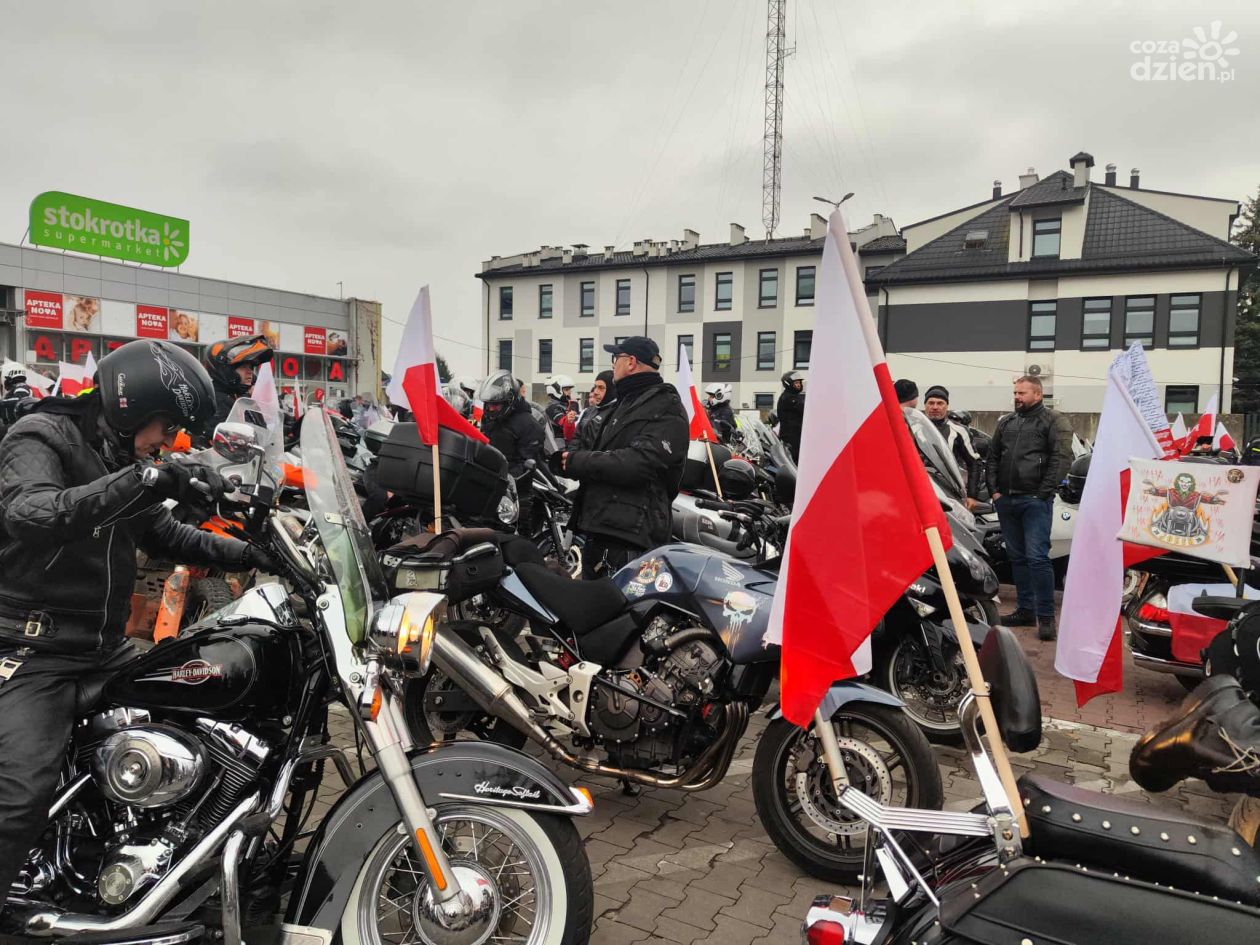 Motocyklowa parada i patriotyczny koncert w Sandomierzu [ZDJĘCIA]