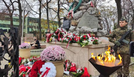 Sandomierz uczcił Święto Niepodległości na Cmentarzu Katedralnym