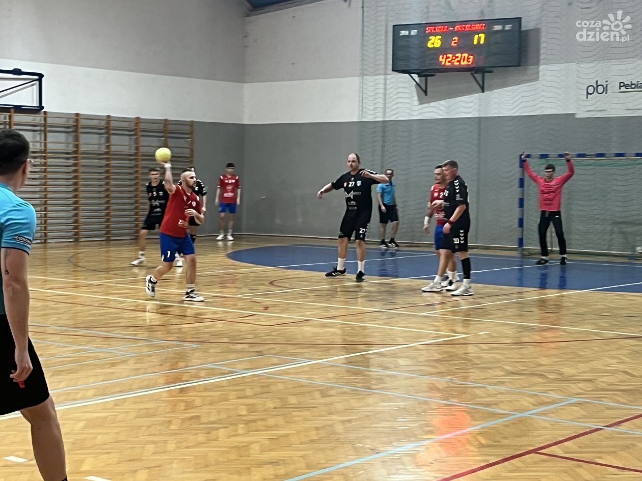 Szczypiorniści SPR Wisła Sandomierz pewnie pokonali MKS Biłgoraj 35:25 (ZDJĘCIA)