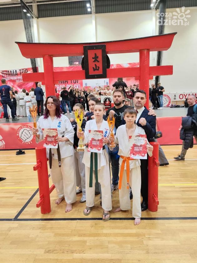 Karol Mucha z podium Pucharu Polski! Kolejny wielki sukces młodego karateki z Sandomierza