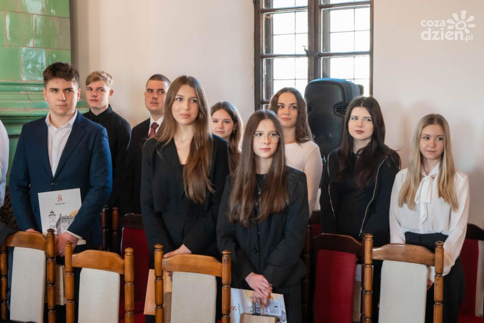 Podziękowania dla Młodzieżowej Rady Miasta Sandomierza za kadencję 2023–2025