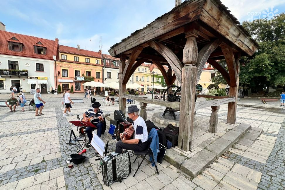 „Chłopaki z Kolejowej” – muzyczna przyjaźń, która po latach znów połączyła dźwięki