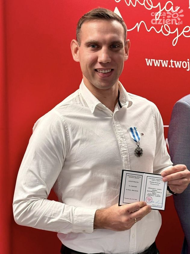 Damian Kaczorowski odznaczony medalem „Zasłużony dla Zdrowia Narodu”