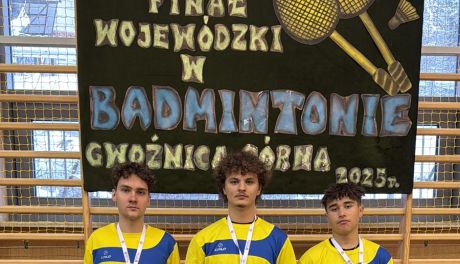 Reprezentanci „Jedynki” z Nowej Dęby zwyciężają w wojewódzkim finale Licealiady w badmintonie