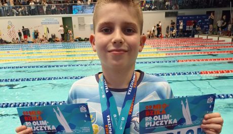 Kacper Szponder ze złotym i brązowym medalem w Ogólnopolskich zawodach pływackich „ Od młodzika do Olimpijczyka”