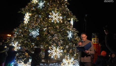 Tarnobrzeg zaprasza na Rozświetlenie Miejskiej Choinki i Świąteczny Pokaz Laserowy