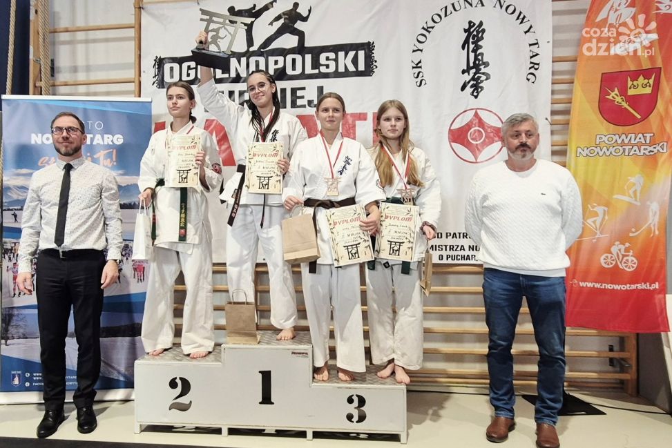 Udany występ Sandomierskiego Klubu Karate Andrzeja Orłowskiego na Ogólnopolskim Turnieju Karate o Puchar Starosty Nowotarskiego