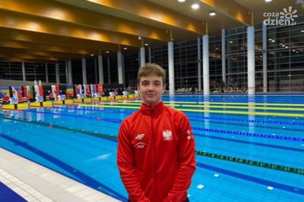 Albert Borkowski z UKS Delfin Tarnobrzeg w czołówce na zawodach w Sopronie