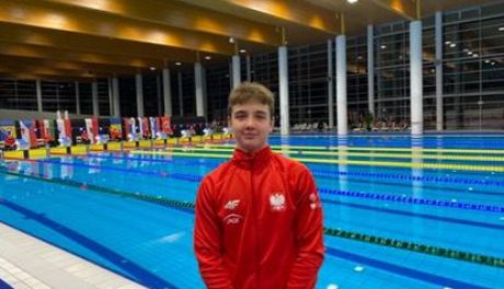 Albert Borkowski z UKS Delfin Tarnobrzeg w czołówce na zawodach w Sopronie