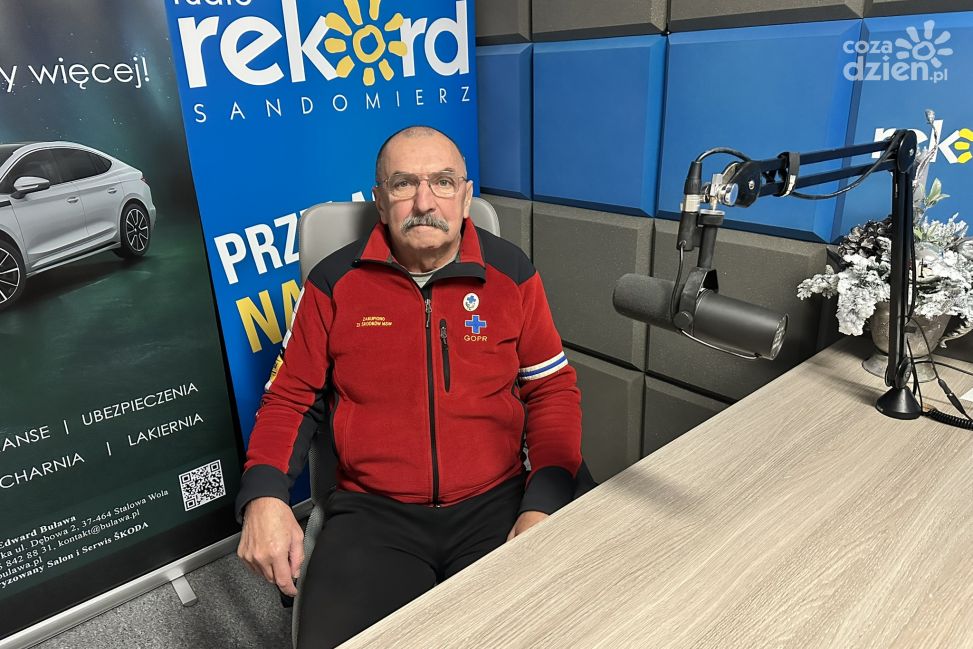 J. Skrutek: - W wędrówkach górskich i nie tylko, wychłodzenie organizmu może przyjść niespodziewanie i jest bardzo groźne. 