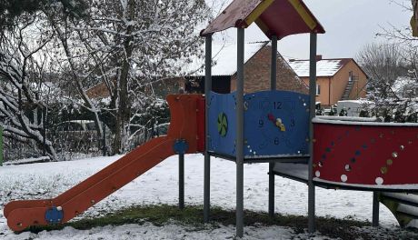 Nowy plac zabaw przy żłobku w Koprzywnicy