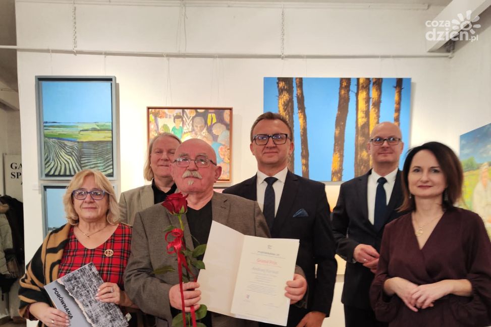 „PORÓWNANIA 34” – nagrody dla artystów z całej Polski