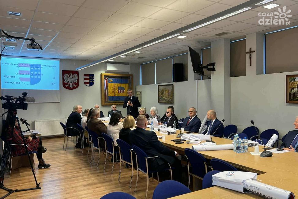 Rekordowy budżet powiatu sandomierskiego: ponad 227 mln zł na wydatki i inwestycje