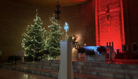 Wieczór uwielbienia „Oto jestem, Panie” w atmosferze modlitwy i kolędowania