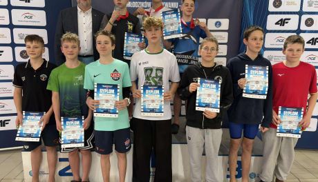 Znakomita końcówka roku pływaków KAJMANa Połaniec na mistrzostwach Polski