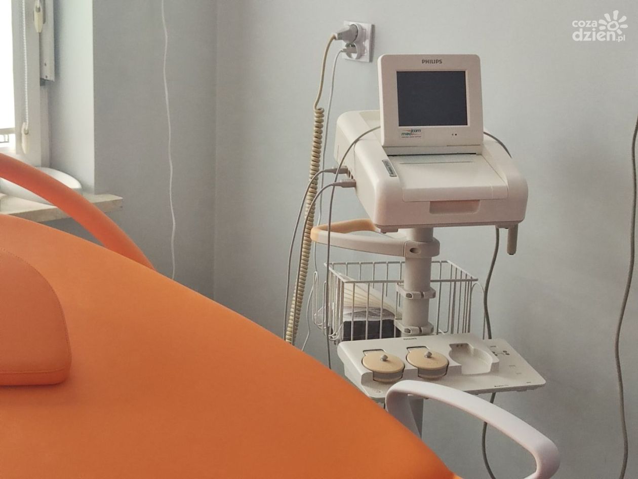 Nowoczesne położnictwo w Sandomierzu. Bezprzewodowe KTG także do porodów w wodzie