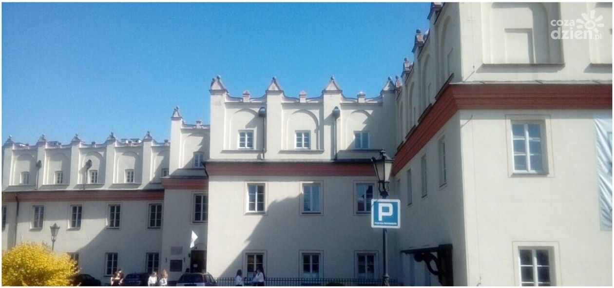 Niska temperatura w Collegium Gostomianum? Rodzice alarmują, szkoła zaprzecza