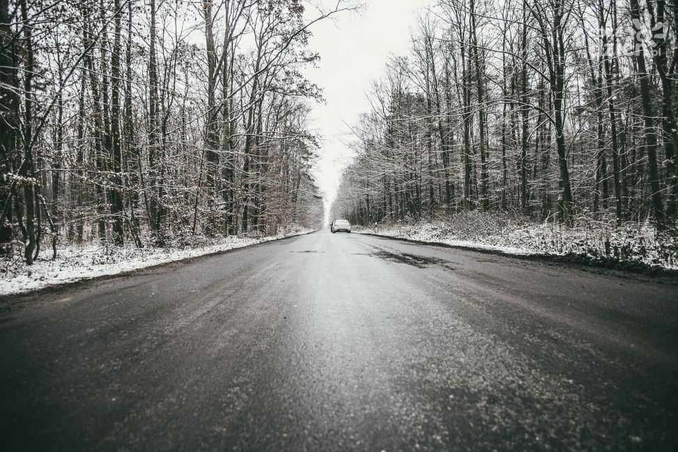 Ostrzeżenie IMGW przed marznącymi opadami w powiecie sandomierskim