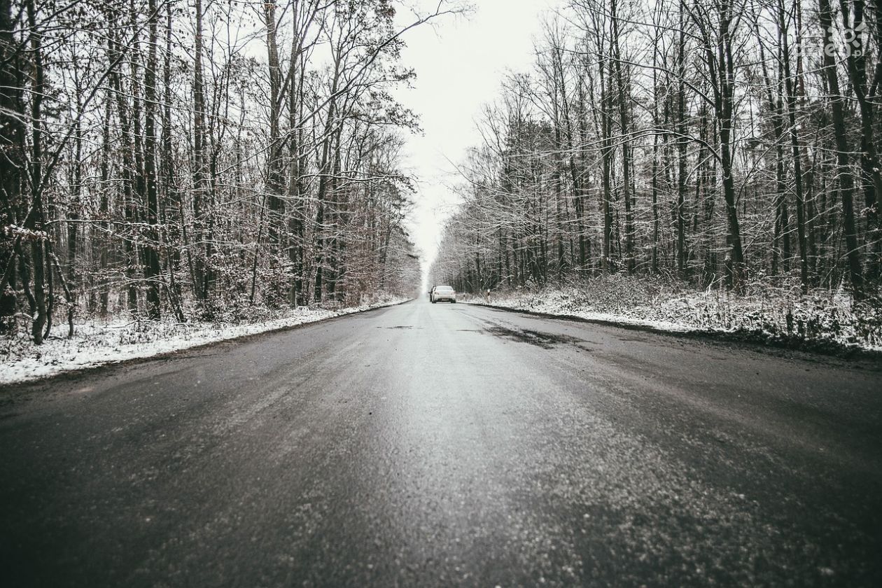 Ostrzeżenie IMGW przed marznącymi opadami w powiecie sandomierskim