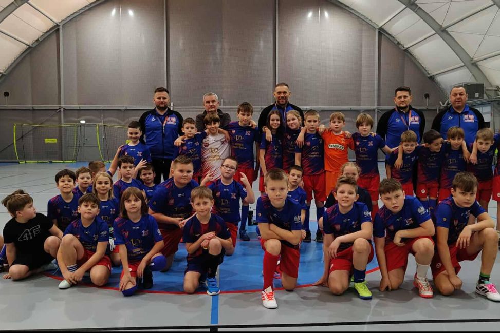 Intensywna praca młodych piłkarzy Wisły Sandomierz podczas obozu 