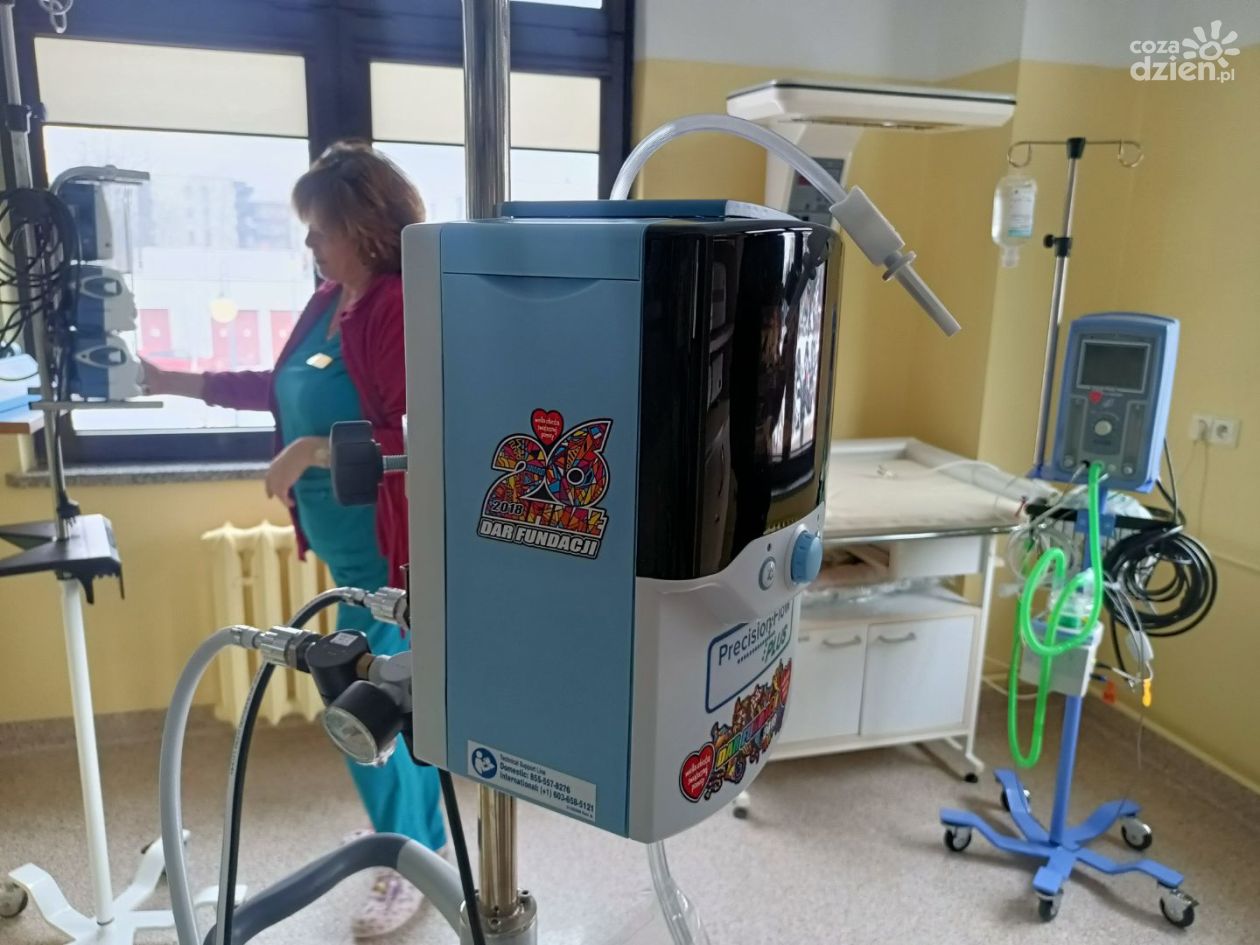 Sprzęt, który ratuje najmłodszych. Oddział Neonatologii w Tarnobrzegu podkreśla rolę Wielkiej Orkiestry Świątecznej Pomocy