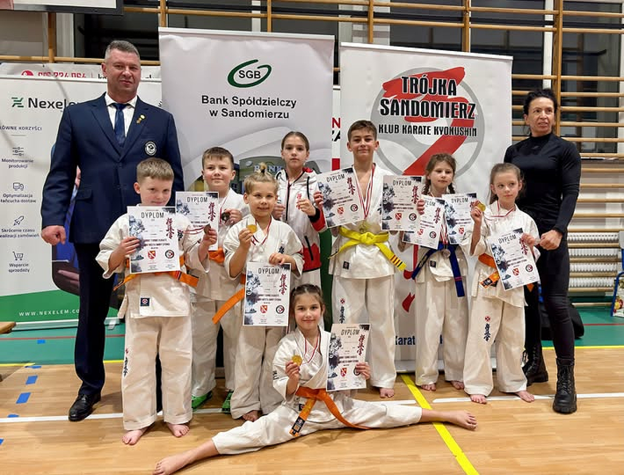 Imponujący dorobek Klubu Karate Trójka Sandomierz na zawodach w Dydni