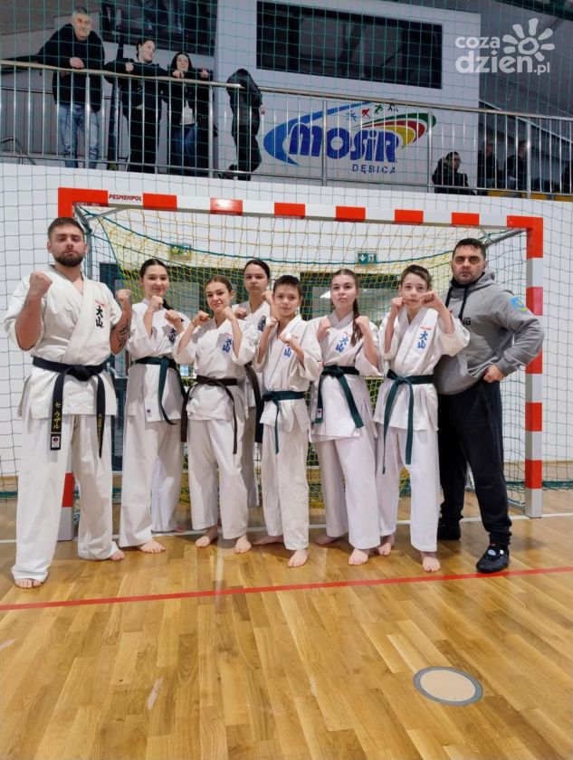 Tarnobrzeski Klub Oyama Karate na sparingach międzyklubowych Kyokushin–Oyama w Dębicy