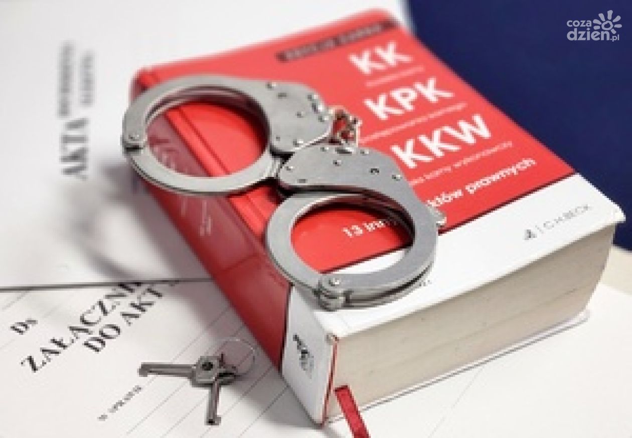 Kontrola drogowa w Tarnobrzegu. Trzech mężczyzn zatrzymanych z narkotykami