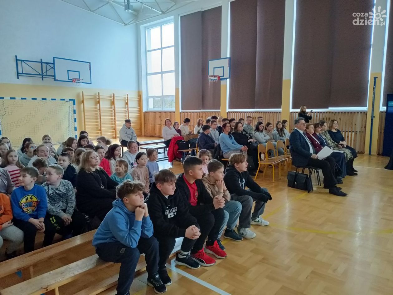 Szkoła w Łążku z nowymi możliwościami. Ruszył duży projekt edukacyjny w gminie Łoniów