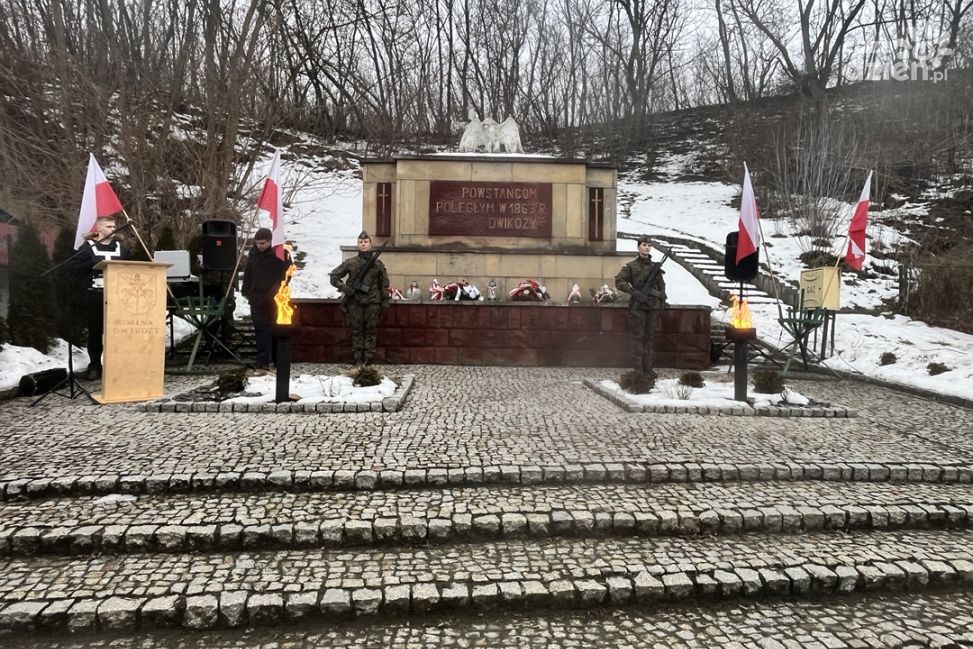 W Dwikozach pamiętali o młodych powstańcach