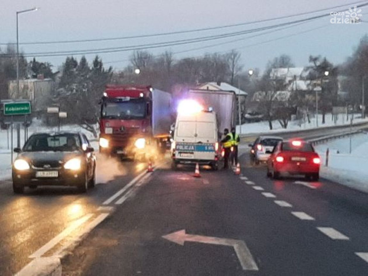 Nietrzeźwy kierowca tira zatrzymany podczas „Trzeźwego poranka”. Przejechał ponad 80 kilometrów