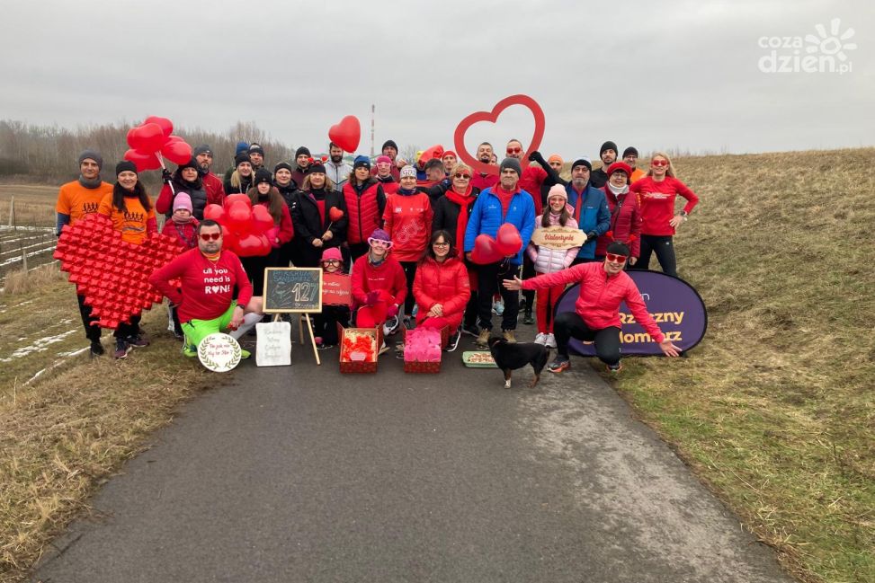 Miłość, rekordy i wspólnota – 127. edycja parkrun w Porcie Rzecznym w Sandomierzu zachwyciła uczestników 