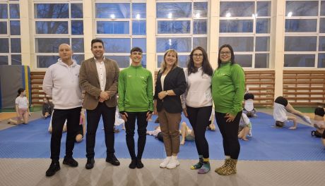 Międzynarodowy trening w Sandomierzu. Hiszpańscy trenerzy poprowadzili zajęcia w ZSTiO