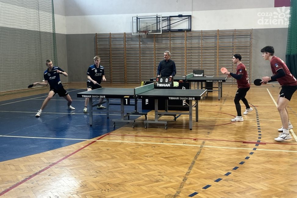 Niezwykłe tenisowe emocje w Sandomierzu – finał wojewódzkiego Drużynowego Pucharu Polski