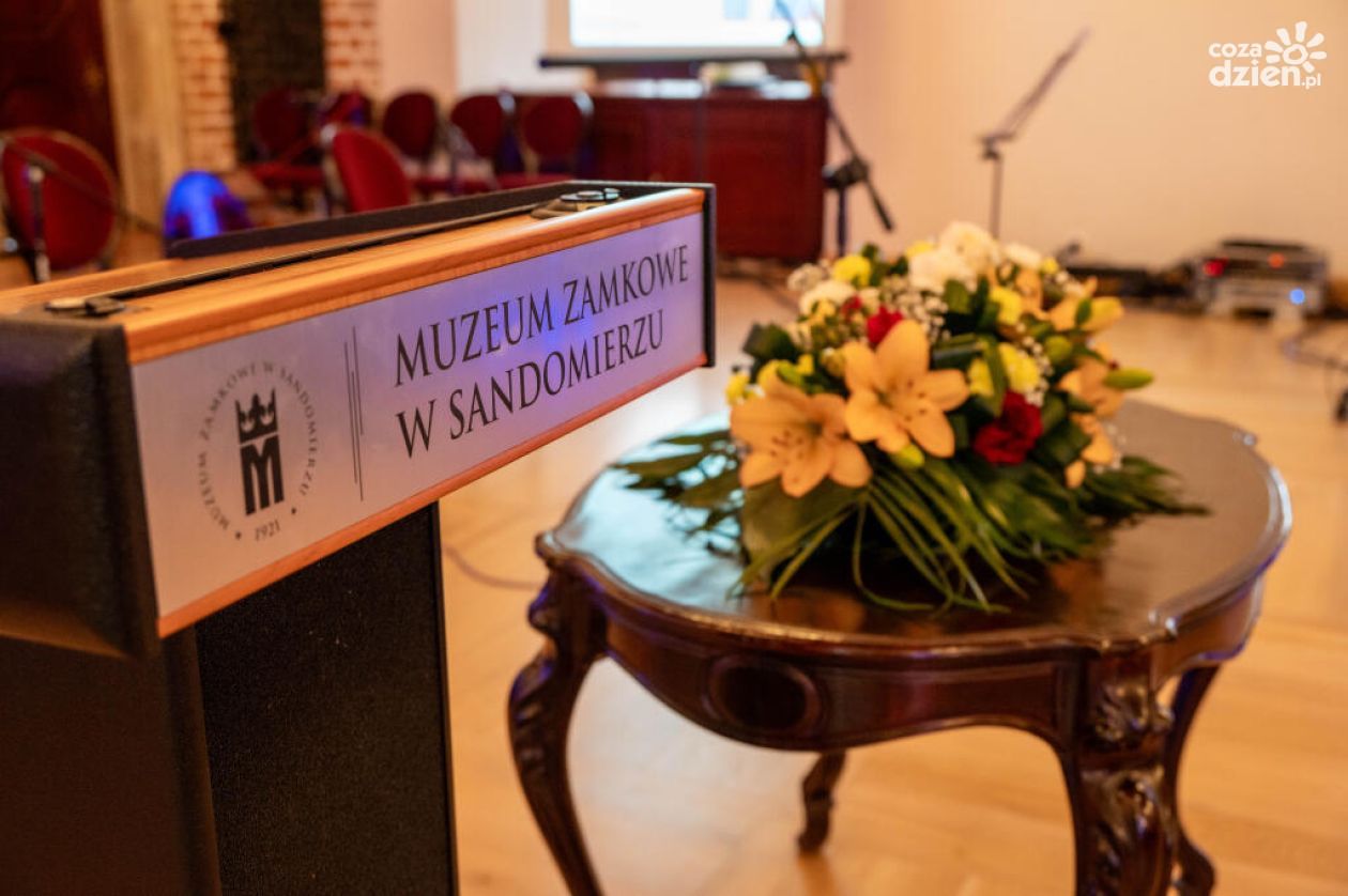 Pięciu finalistów w plebiscycie „Sandomierzanin Roku 2025”. Gala już 28 lutego