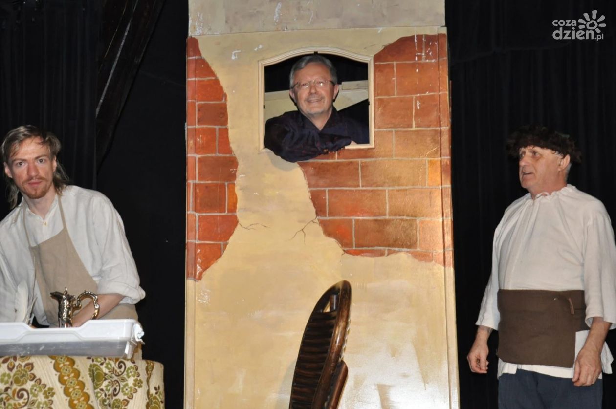 „Zemsta” na scenie i pomoc dla Amelki. Kultura z sercem w Zawichoście