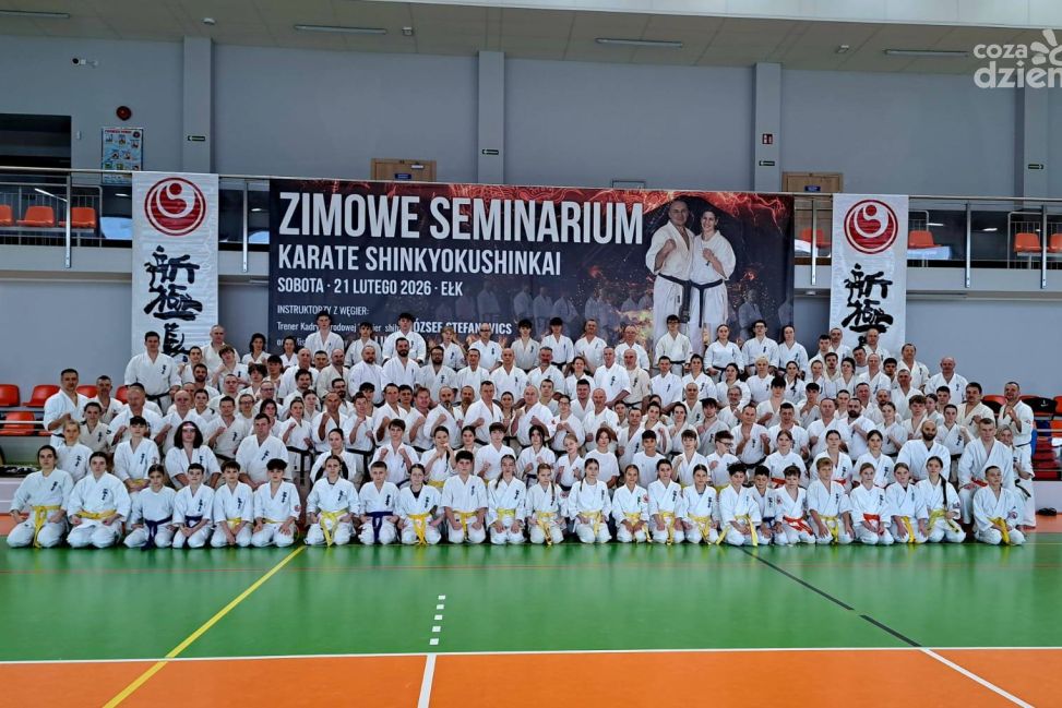 Zawodnicy Sandomierskiego Klubu Karate na seminarium w Ełku