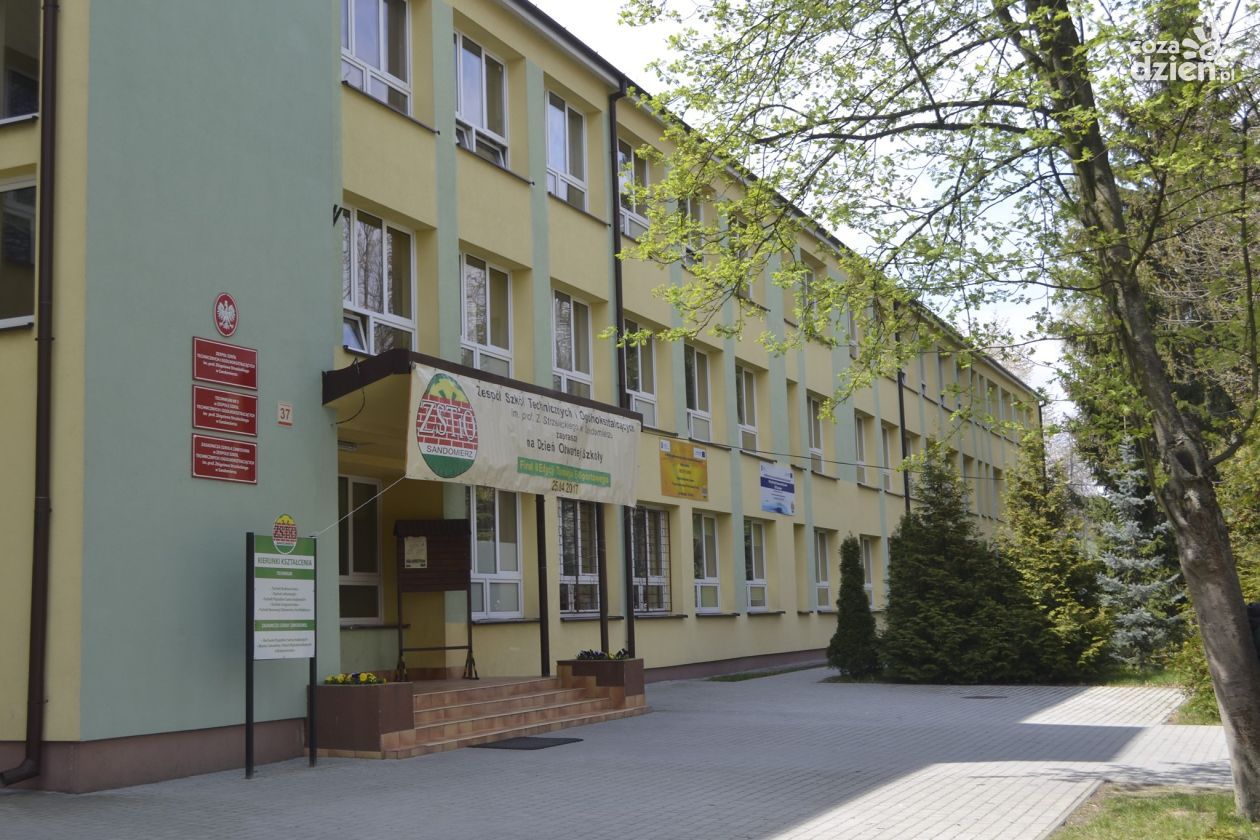 Powiat sandomierski otrzymał prawie 4 mln zł na termomodernizację dwóch szkół