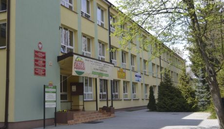 Powiat sandomierski otrzymał prawie 4 mln zł na termomodernizację dwóch szkół