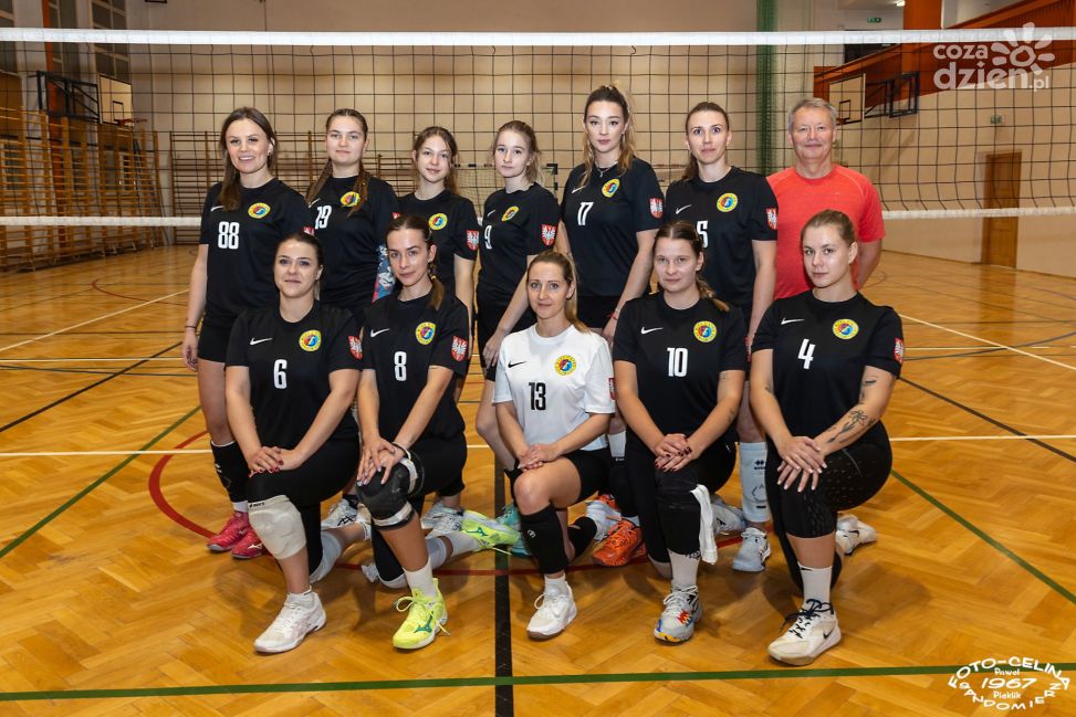 Siatkarki MUKS Piątki Sandomierz rozpoczynają walkę o brązowy medal
