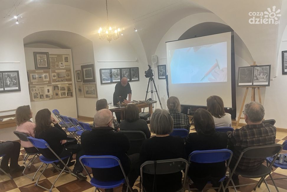 Spotkanie z Andrzejem Karwatem w sandomierskim Ratuszu