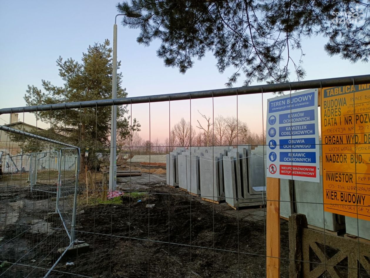 Modernizacja linii kolejowych nr 25, 74 i 78 – inwestycja warta blisko miliard złotych