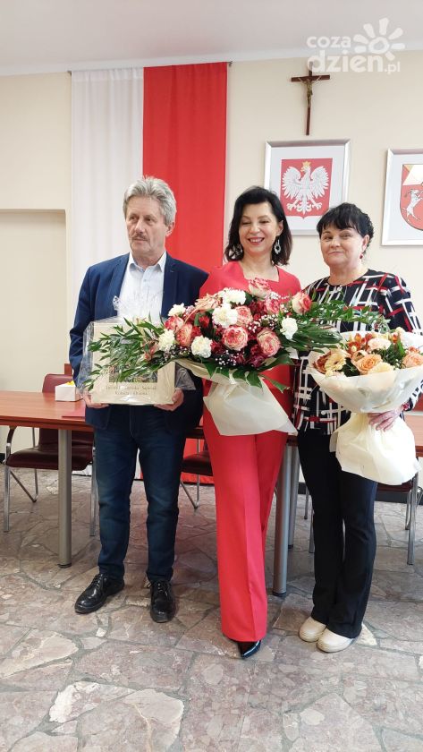 Pożegnanie wieloletniej dyrektor oświaty w gminie Dwikozy