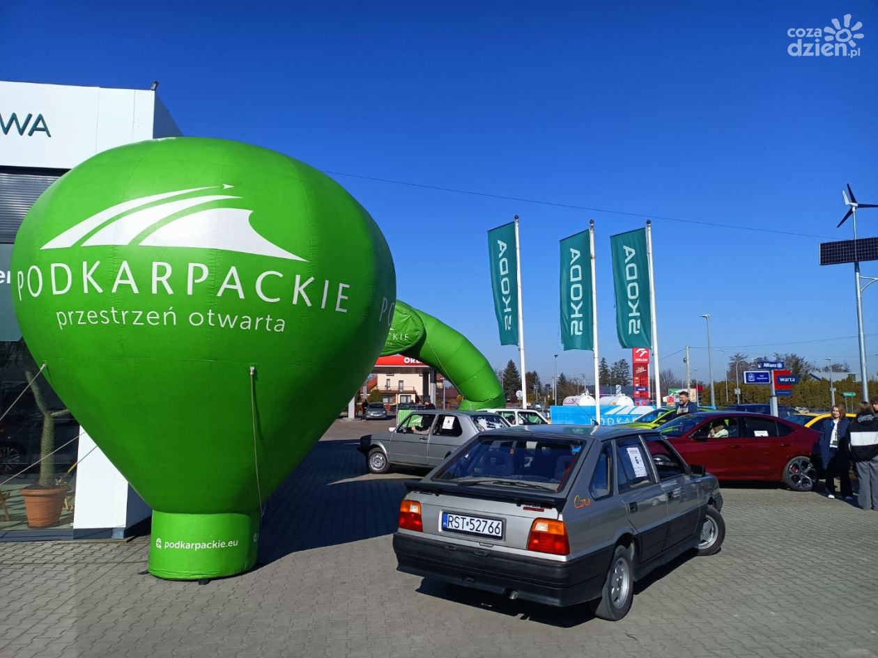 Emocje, adrenalina i dobra zabawa. Rajd Pań przyciągnął 26 załóg