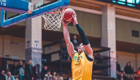 Koszykarska Siarka rozgromiła Sokół Łańcut i pewnie zmierza po triumf w lidze