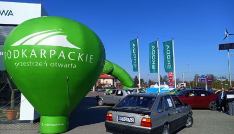 Emocje, adrenalina i dobra zabawa. Rajd Pań przyciągnął 26 załóg