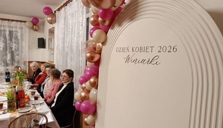 Gminny Dzień Kobiet w Winiarkach – integracja mieszkańców i wspólna zabawa
