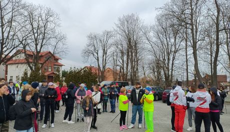 Ponad 170 osób na marszu nordic walking z okazji Dnia Kobiet w Sandomierzu