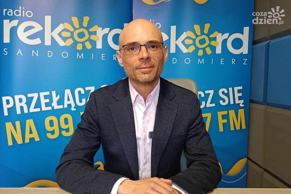 dr Sawicki: Promieniowanie jonizujące towarzyszy nam na co dzień 